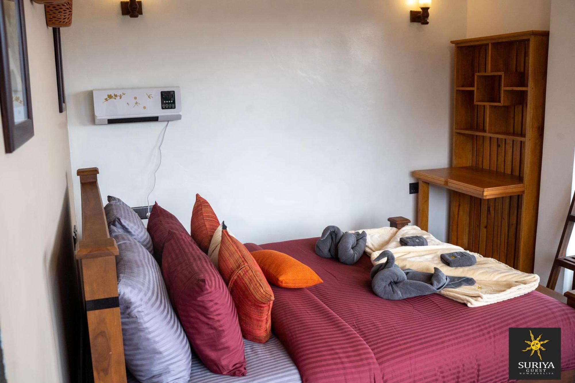 Suriya Guest Hotel Нувара Елия Екстериор снимка