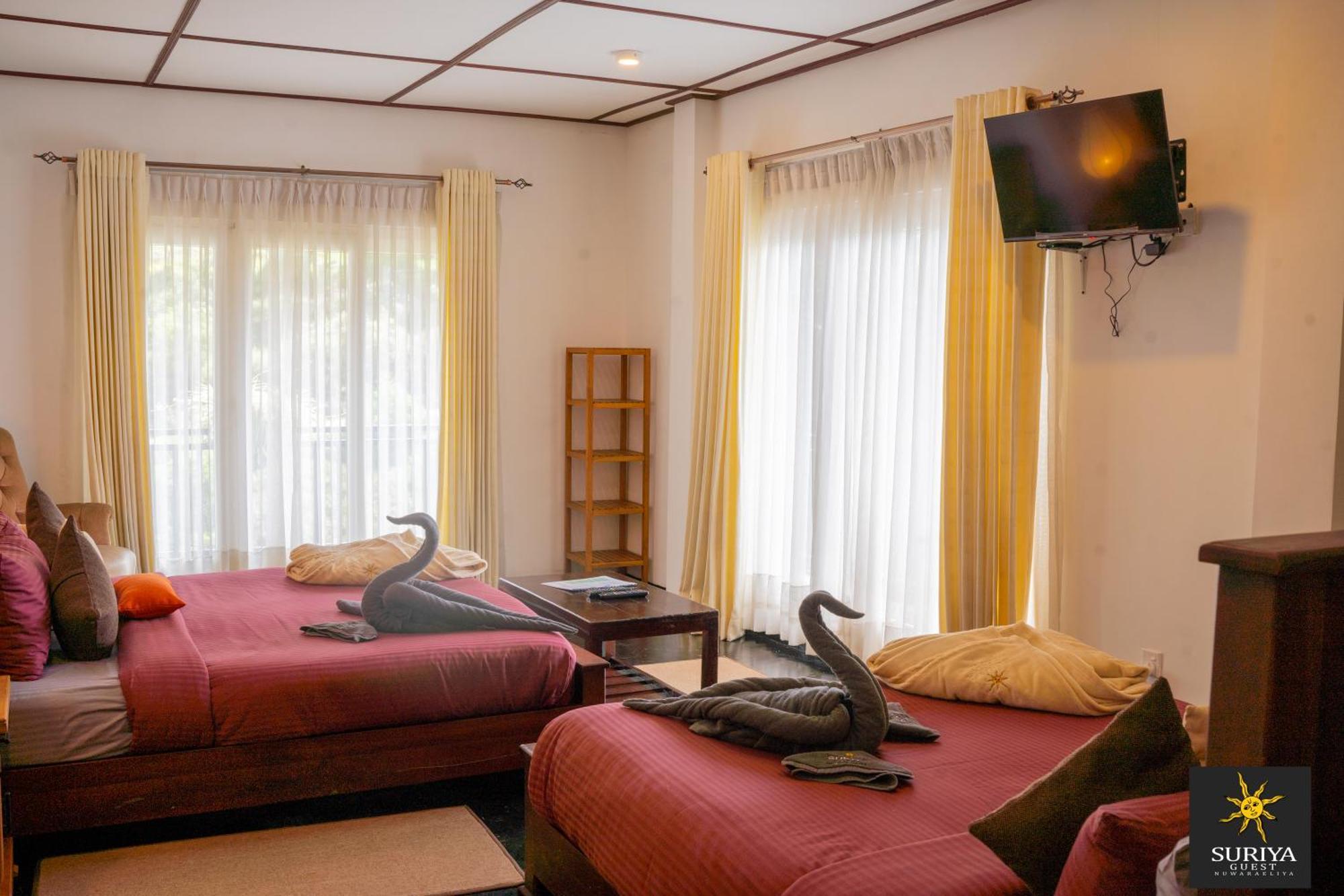 Suriya Guest Hotel Нувара Елия Екстериор снимка