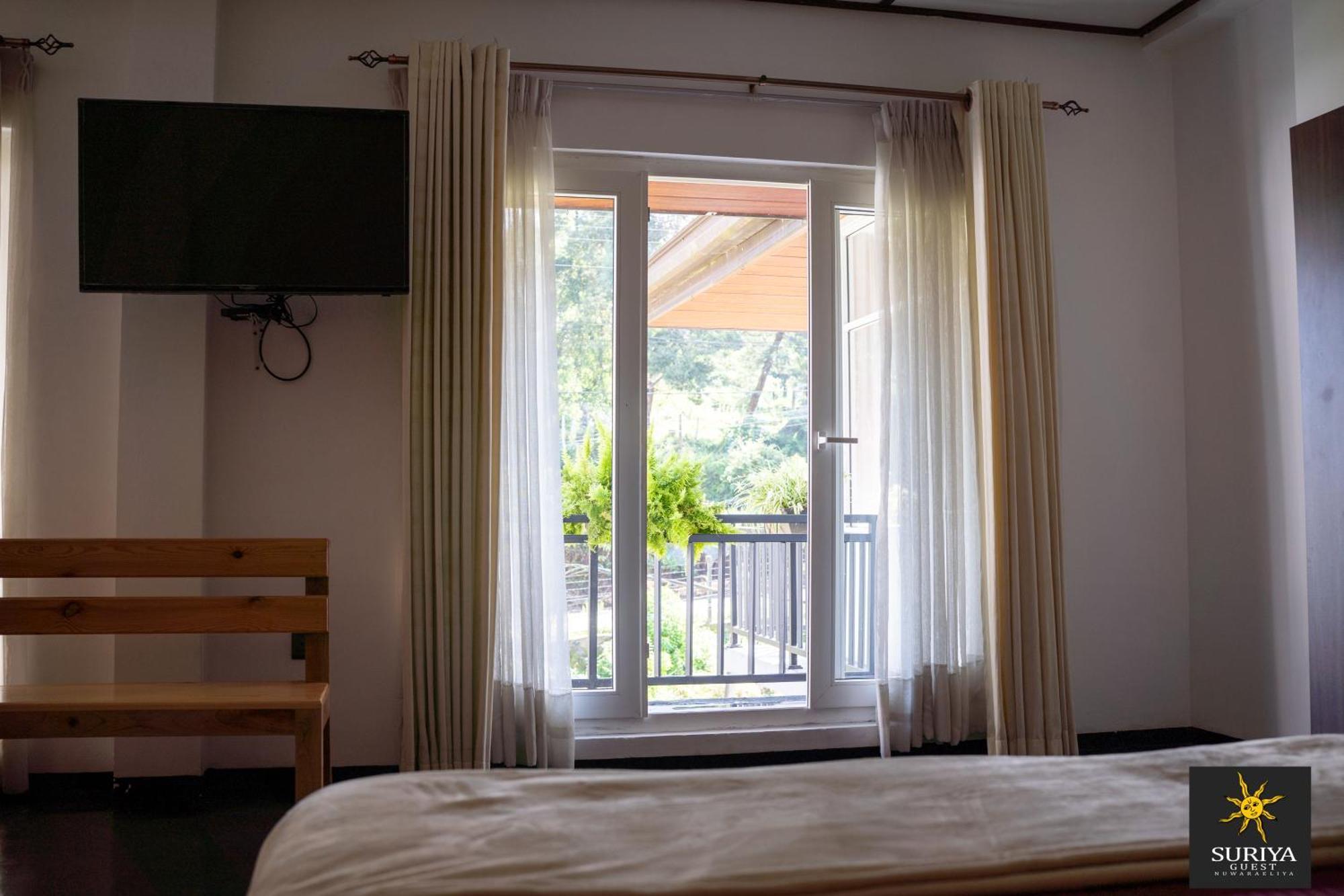 Suriya Guest Hotel Нувара Елия Екстериор снимка