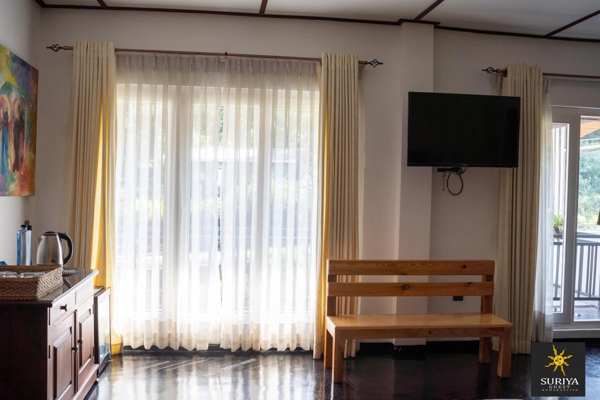 Suriya Guest Hotel Нувара Елия Екстериор снимка